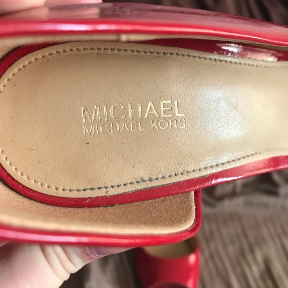 Red Limited Addition Micheal Kores Heels - Picture 5 of 5